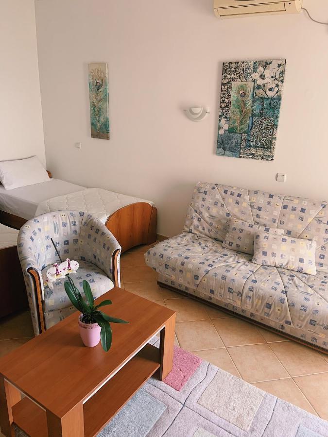 Apartments Hollaj Ulcinj Buitenkant foto