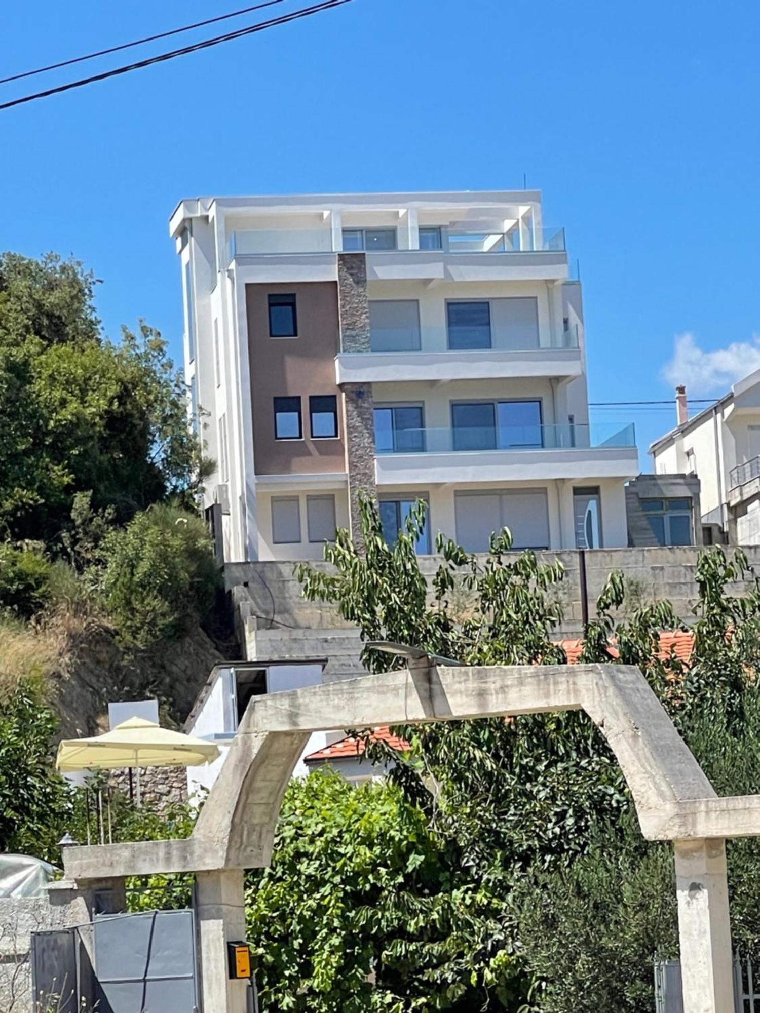 Apartments Hollaj Ulcinj Buitenkant foto