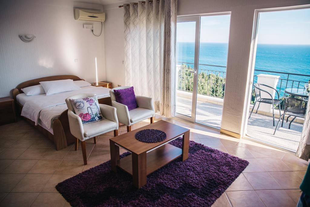 Apartments Hollaj Ulcinj Buitenkant foto